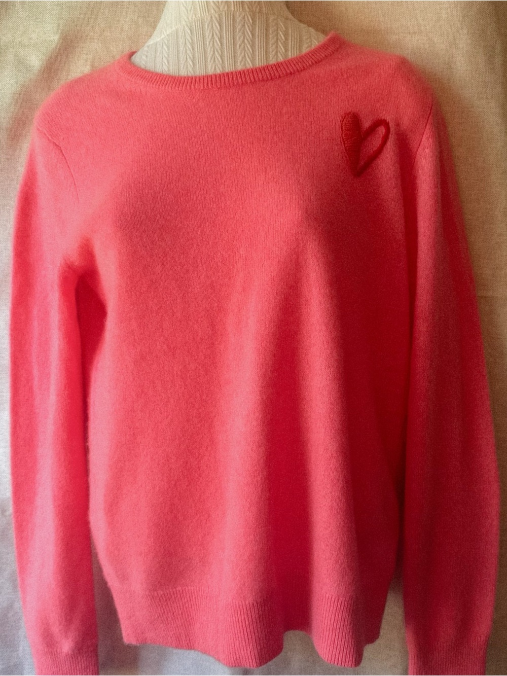 White + Warren • Pink Guava • 100% Cashmere Heart Sweater • Medium